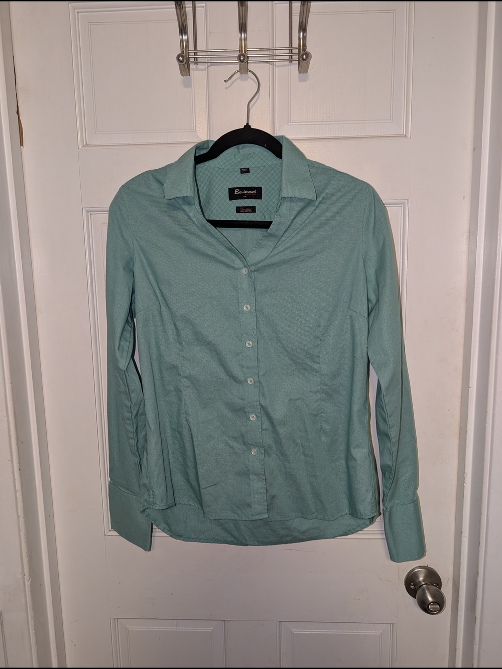 *MOVING SALE* Tailored Mint Green Button-Up Shirt Size 8 100% Cotton